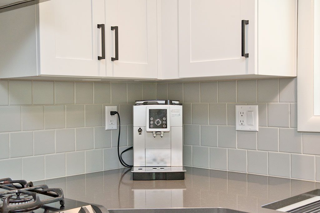 Remodeler includes Dal Tile Backsplash Remodeler includes Dal Tile Backsplash